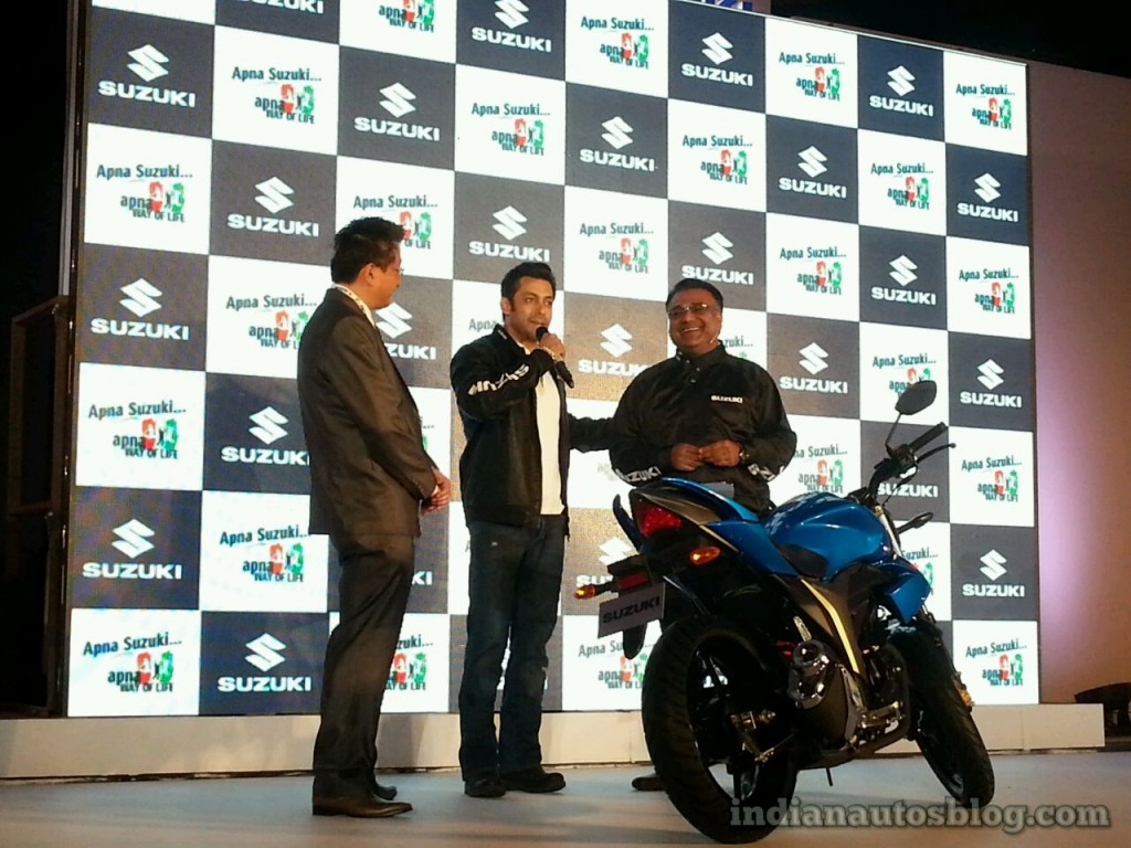 Suzuki-Gixxer-unveiled-in-India-1024x768